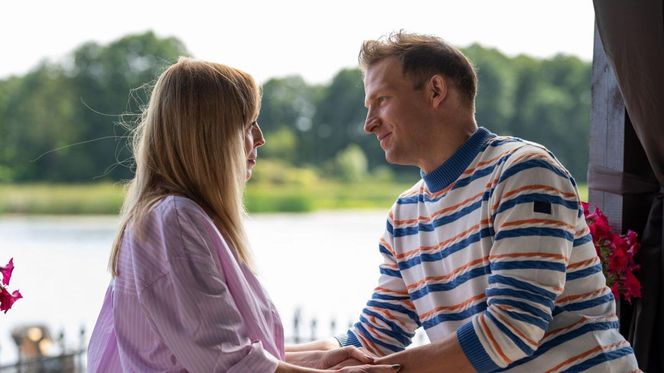 Barwy szczęścia odc. 3125. Łukasz (Michał Rolnicki), Agnieszka (Katarzyna Tlałka)