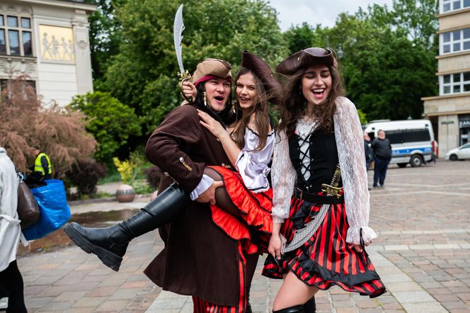 Korowód studentów podczas juwenaliów 2025 w Krakowie