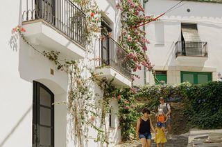 Dom Rybaka w Cadaqués, Hiszpania. Autorzy projektu: Bea Portabella i Jordi Pagès