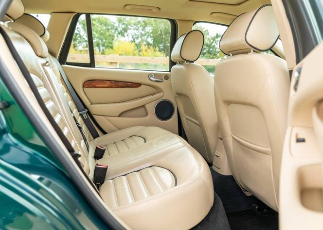 Auto Królowej Elżbiety II - Jaguar X-Type