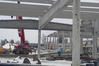 Wypadek na budowie zajezdni tramwajowej w Olsztynie [ZDJĘCIA]