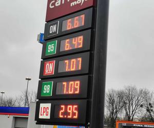 Aktualne ceny paliwa w Łodzi. Sprawdź, ile zapłacisz za zatankowanie samochodu [GALERIA] 