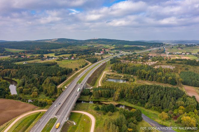 Widok na S7 i gminę Chęciny
