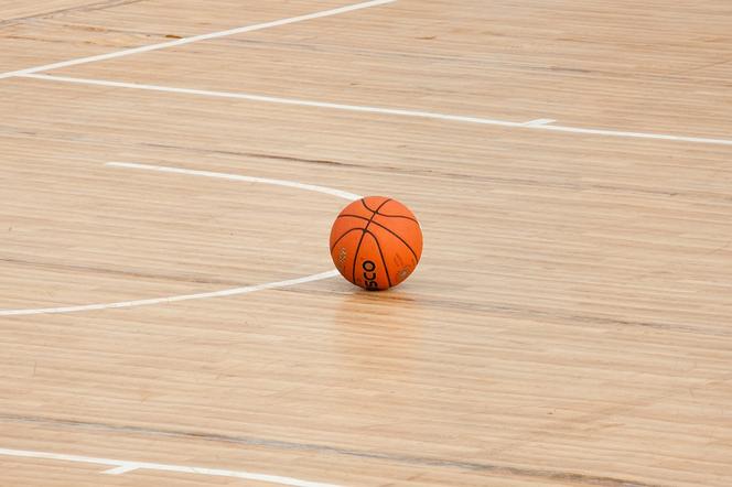 Warszawscy koszykarze usłyszą doping z domowej kanapy. Nowa technologia na boisku Dzików!
