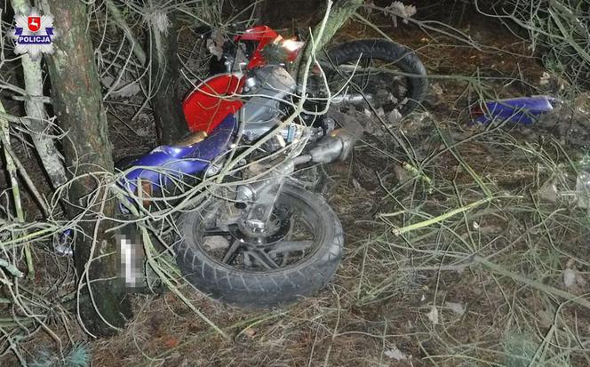 Tragiczny wypadek młodego motocyklisty. Stracił kontrolę i uderzył w drzewo