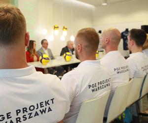 PGE Projekt Warszawa zacznie sezon od starcia z potęgą. Gwiazdy reprezentacji Polski siatkarzy rozgrzeją parkiet