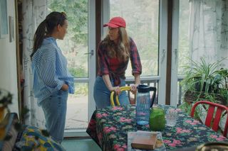 	M jak miłość odc. 1820. Viola (Magdalena Waligórska), Magda (Anna Mucha)