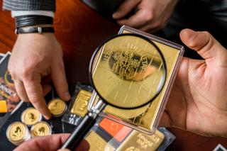 Polacy inwestują w złoto! Mowa o rekordowych zyskach