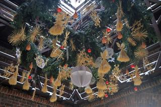 Podłaźniczka zawisła w Bramie Krakowskiej w Lublinie