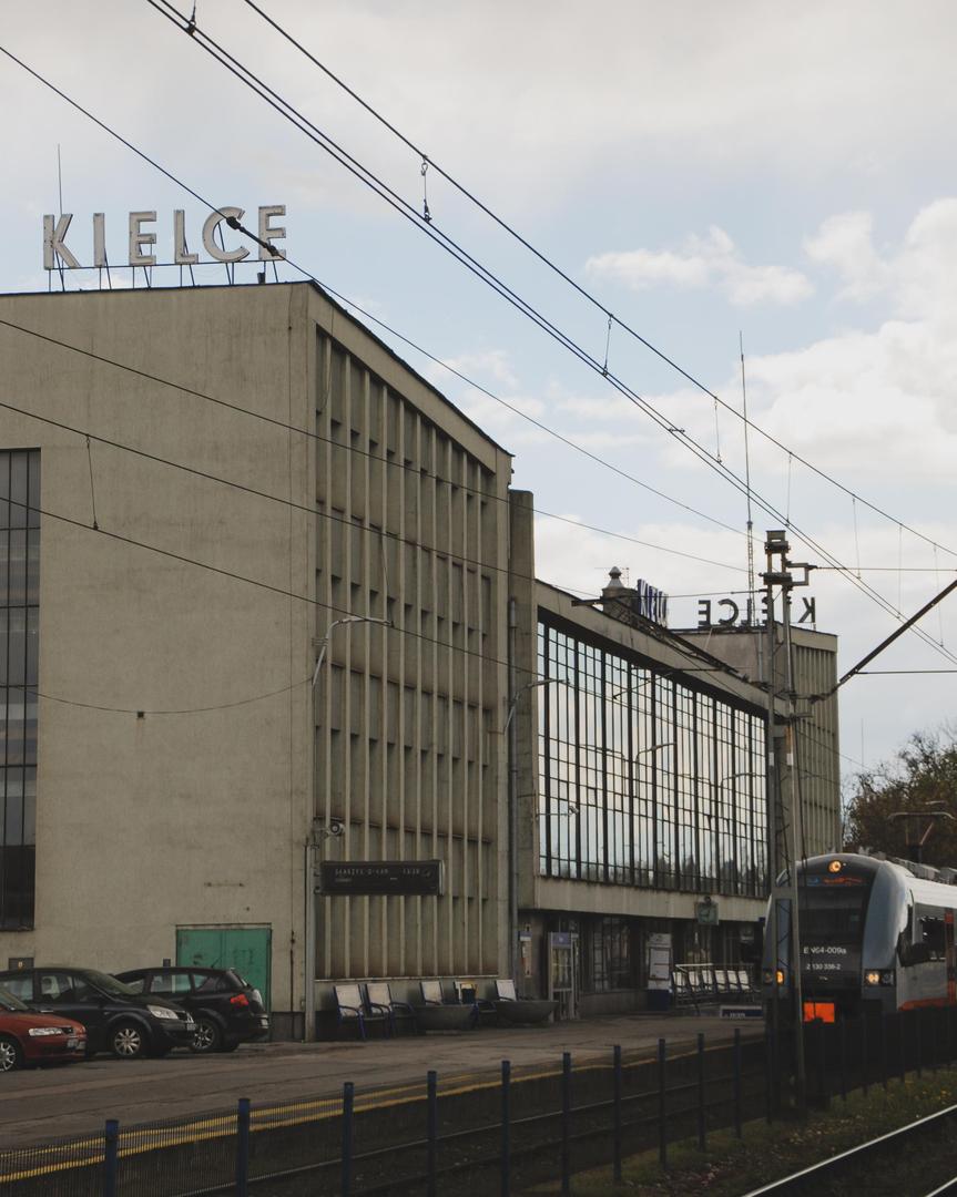 Kielce. Przewodnik po architekturze socmodernistycznej - zdjęcia
