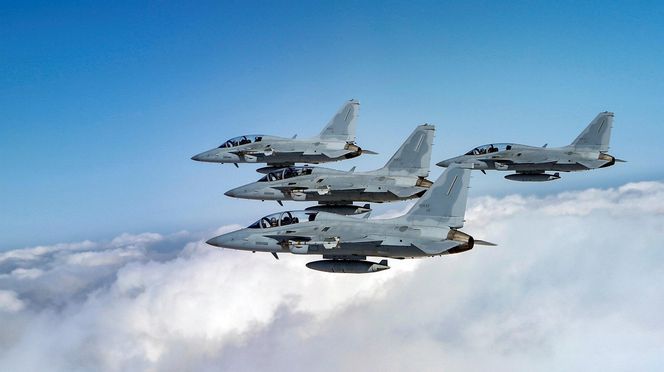 FA-50 i pociski Taurus