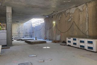 Stacja metra M2 Lazurowa od środka (19.03.2025)