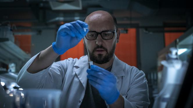 Kod genetyczny odc. 4. Tomasz Skowroński (Adam Woronowicz)