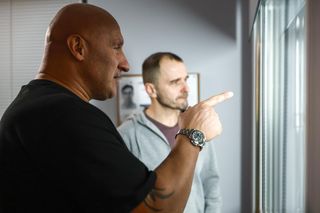 Marcin Najman w Policjantkach i Policjantach! Zobacz galerię z planu zdjęciowego