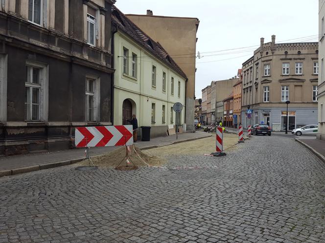 Na Niepodległości zgodnie z planem. Do końca miesiąca pierwszy etap naprawy ulicy