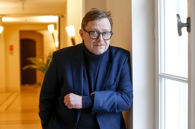 . Schudł i zapuścił wąsy
