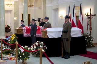 Trumny Lacha Kaczynskiego i Marii Kaczyńskiej zostały zmienione