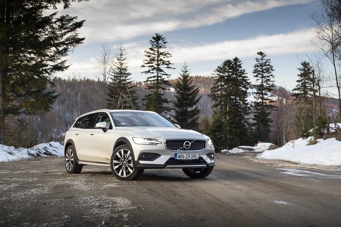 Volvo V60 Cross Country D4 190 KM AWD