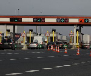 Płatne autostrady w Polsce. Które odcinki autostrad są płatne? Ile wynoszą opłaty za autostrady? 