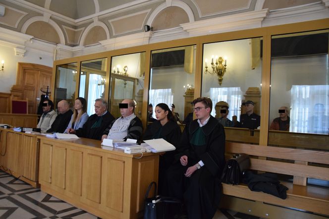 Wieś broni pedofili. Rzeszów