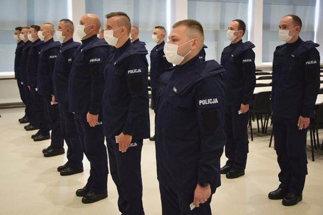 Nowi policjanci złożyli ślubowanie w Rzeszowie [ZDJĘCIA]