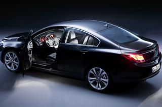 Opel Insignia hatchback, model 2011