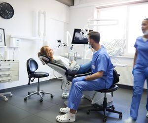 10 lat skarżyła się na mgłę mózgową i jelita. Dopiero dentysta postawił diagnozę