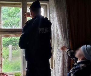 Chuligański atak na staruszkę. Obrzucili jej dom kamieniami