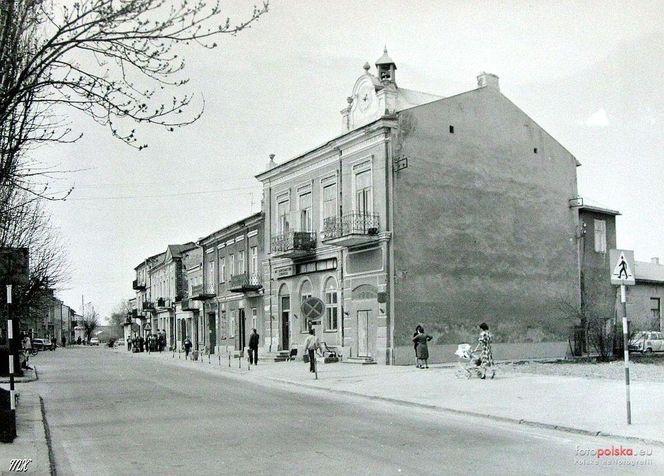 Okolice tego miasta niedaleko Lublina zamieszkiwane były już w czasach prehistorycznych. Jak rozwijała się Bychawa na przestrzeni wieków? Archiwalne zdjęcia z XX wieku