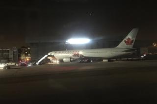 Lądował bez silnika i podwozia