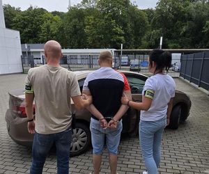 Bestialskie zachowanie mężczyzny wobec psa. 29-latek usłyszał zarzut