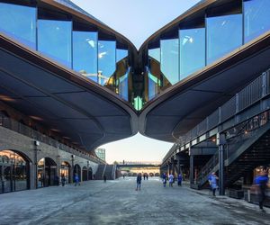 Coal Drops Yard – szklany pocałunek