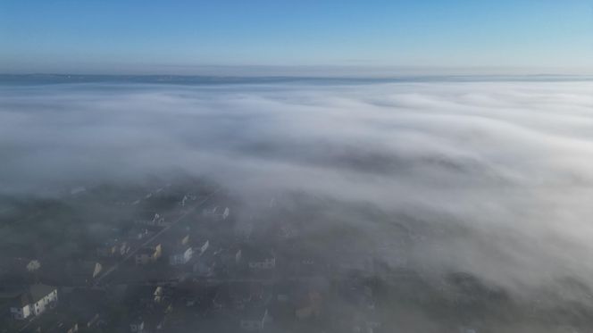 Pożar składowiska śmieci w Tychach. Służby apelują o zamykanie okien