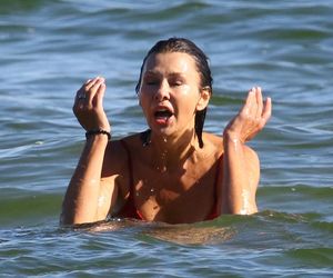 Anna Popek pracuje w zimnym morzu