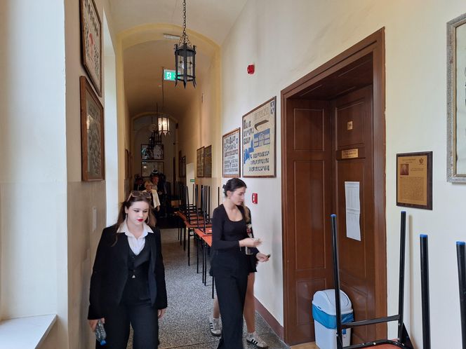 Maturzyści z Rzeszowa rozpoczęli egzaminy 