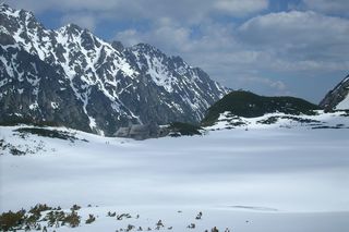 Schronisko PTTK w Dolinie Pięciu Stawów Polskich