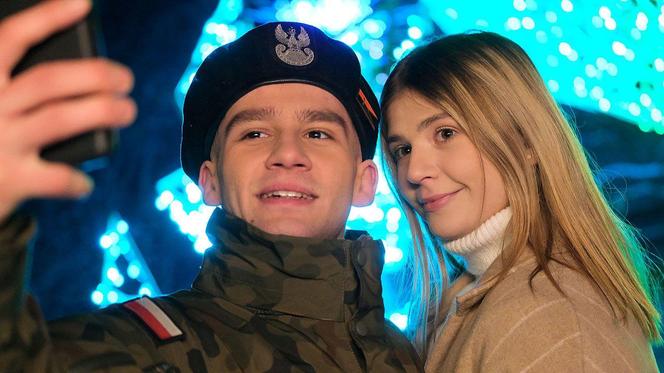 	Święta w M jak miłość odcinek specjalny. Lilka (Monika Mielnicka), Mateusz (Krystian Domagała)