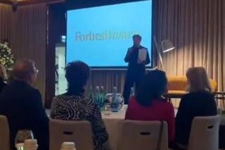 Jolanta Kwaśniewska wystrojona w małą czarną. Co za nogi!