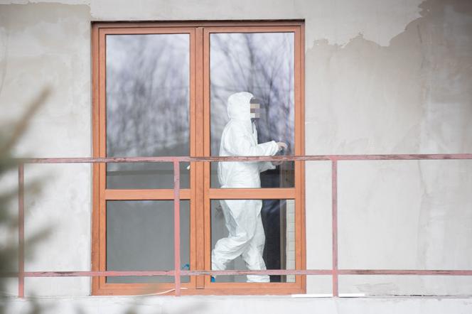 Skawiny samobójstwo rozszerzone matka wisielec dzieci