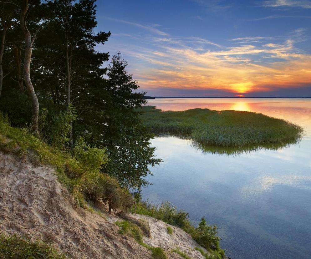 To największe jezioro w Polsce. Nazywają je mazurskim morzem