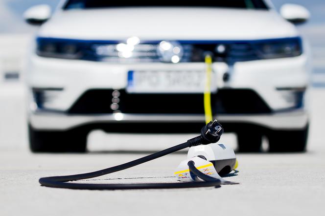 12 mitów na temat elektromobilności. Volkswagen przekonuje, że elektryfikacja jest rewolucją