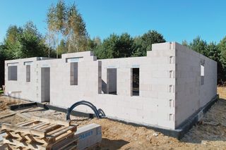 Ile naprawdę kosztuje budowa domu w 2026? Aktualne ceny za m² + dane GUS