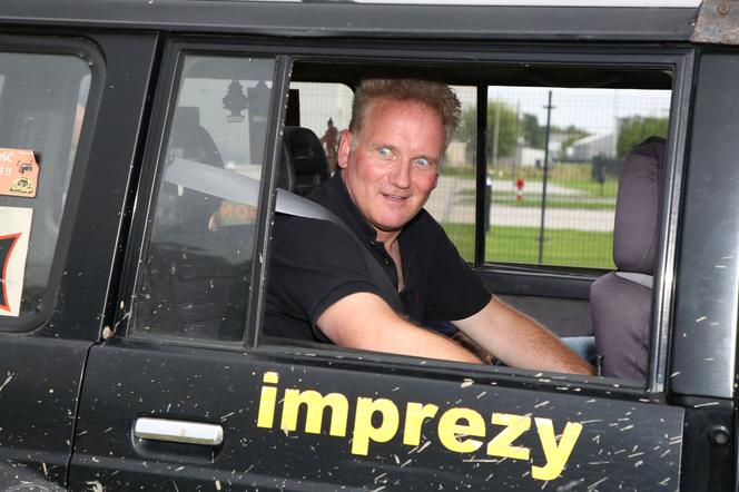 Gwiazdy w terenowych samochodach dzielnie walczyły w zawodach VIP Cross