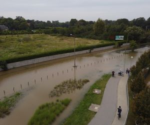 Wrocław - woda przy osiedlu na Stabłowicach 