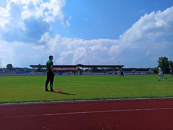 Stadion Miejski w Ożarowie