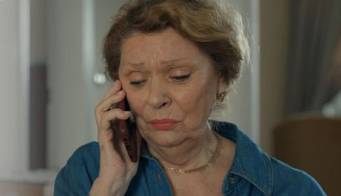 Barwy szczęścia po wakacjach. Józefina (Elżbieta Jarosik)