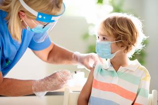 Pilne! Szczepionka przeciw koronawirusowi zarekomendowana dla dzieci w wieku 5-11 lat