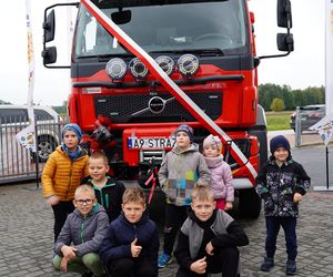 Powiat Siedlecki: nowy średni wóz ratowniczo-gaśniczy trafił do strażaków ochotników z OSP Grochówka w gminie Zbuczyn