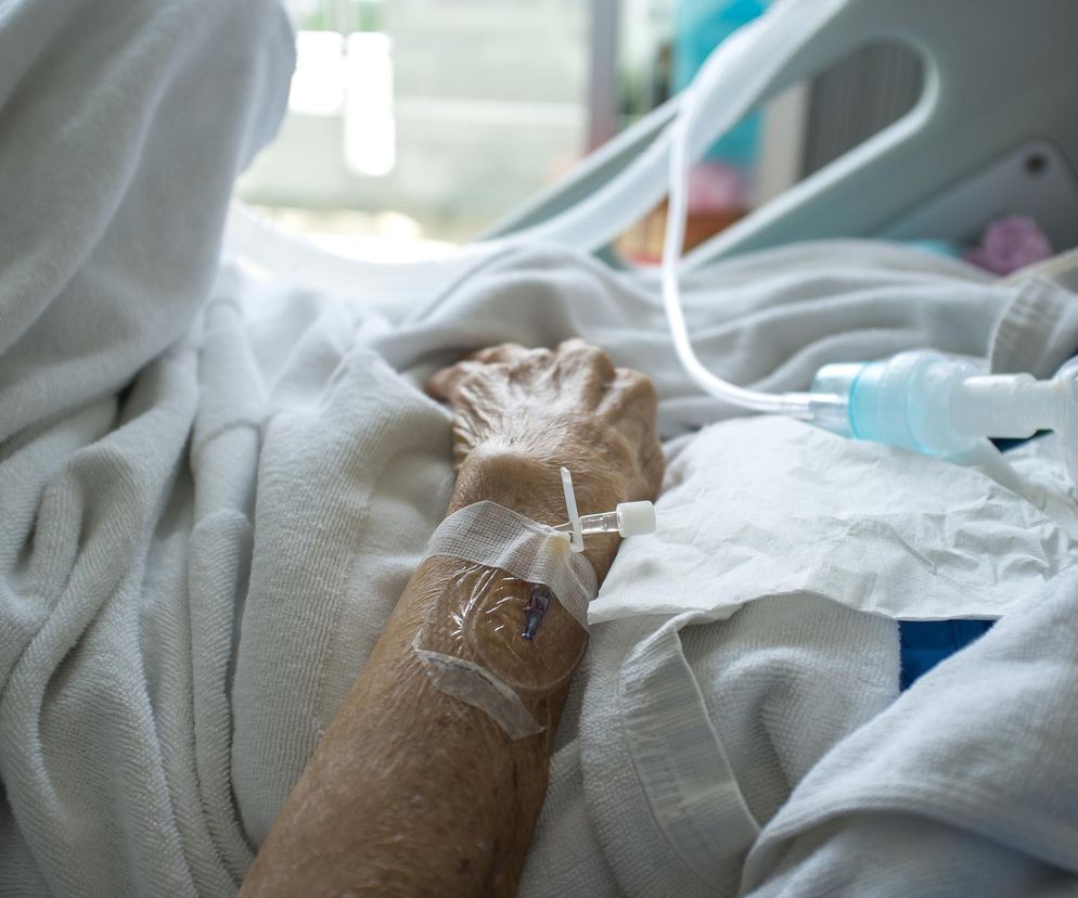 Zmiany w dostępie do leków uderzają w umierających pacjentów! Lekarze piszą do Kaczyńskiego