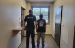 Przewoził w bagażniku dwóch Afgańczyków. Wpadł podczas policyjnej akcji na A2